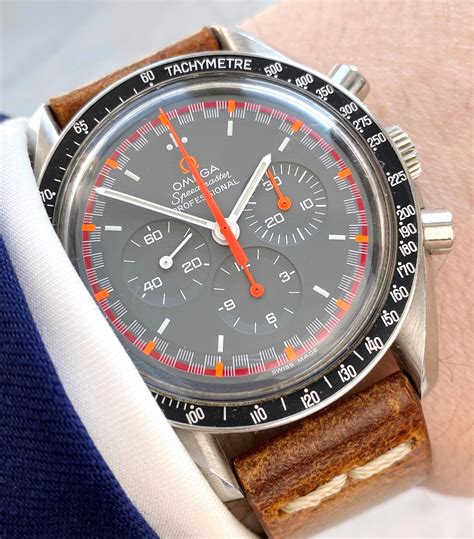 speedmaster orange